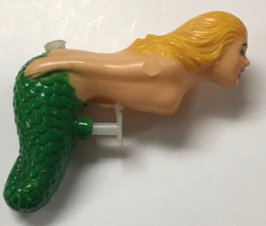 mermaid plastic squirt gun 1