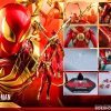Hot Toys Sideshow Spider-Man (Iron Spider Armor) 1:6 Scale Figure 3