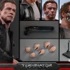 Hot Toys Terminator Genisys T-800 Guardian 1:6 Scale Figure 3