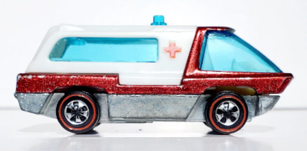 Hot Wheels Vintage Redline Heavyweights Red Ambulance 1