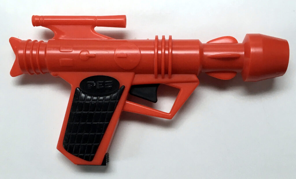 1980's PEZ Red and Black Space Pistol 4