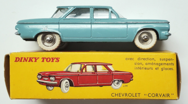 1962 NM Dinky Toys #552 Chevrolet Corvair in the Box 2