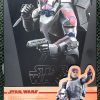 Hot Toys Star Wars The Bad Batch Hunter 1:6 Scale Figure 1