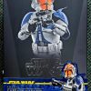 Hot Toys Star Wars The Clone Wars Captain Vaughn 1:6 Scale Figure 1
