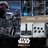 Hot Toys Star Wars The Mandalorian Dark Trooper 1:6 Scale Figure 3