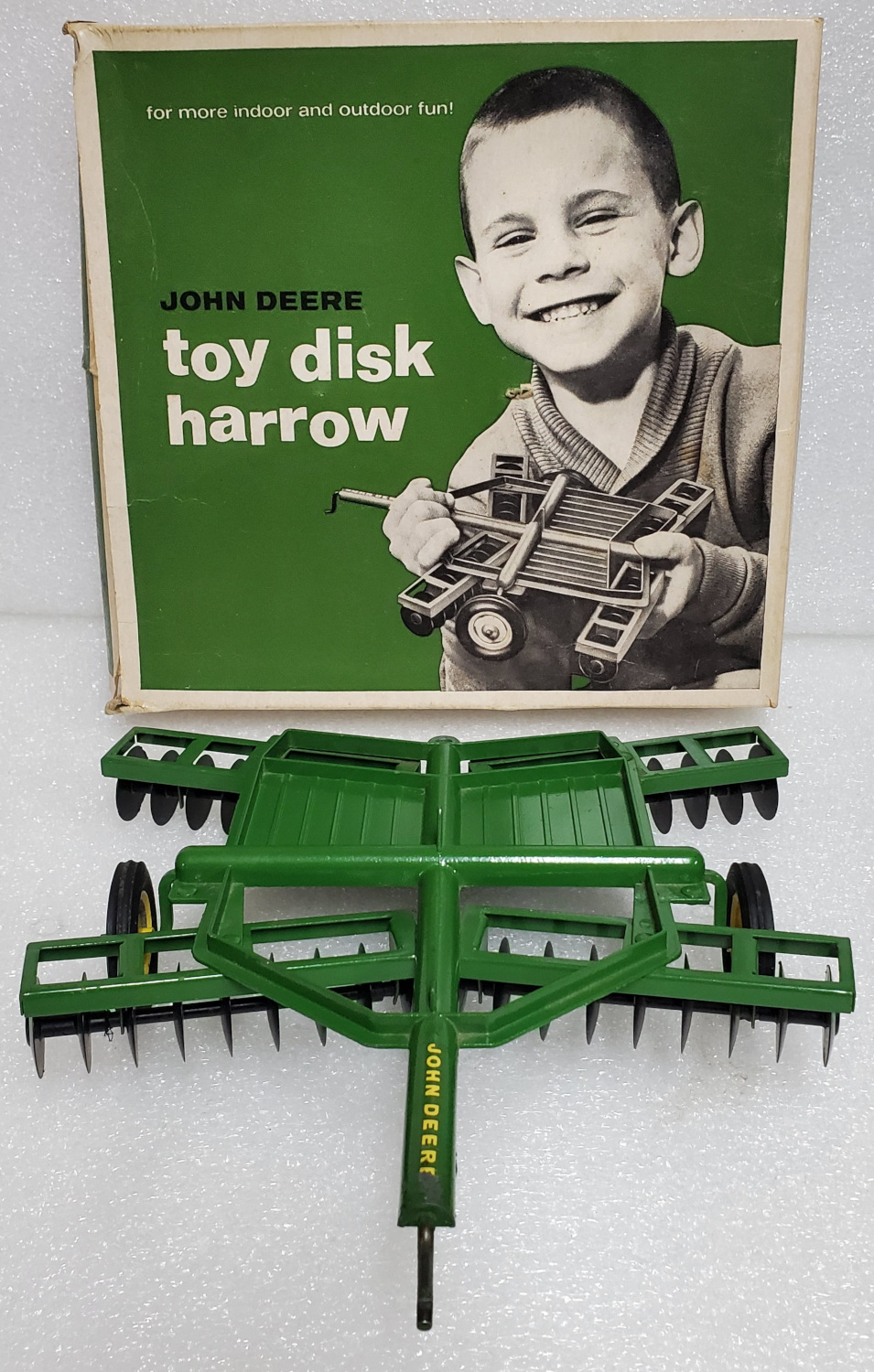 1950's ERTL Die Cast John Deere Toy Disk Harrow with Box 1