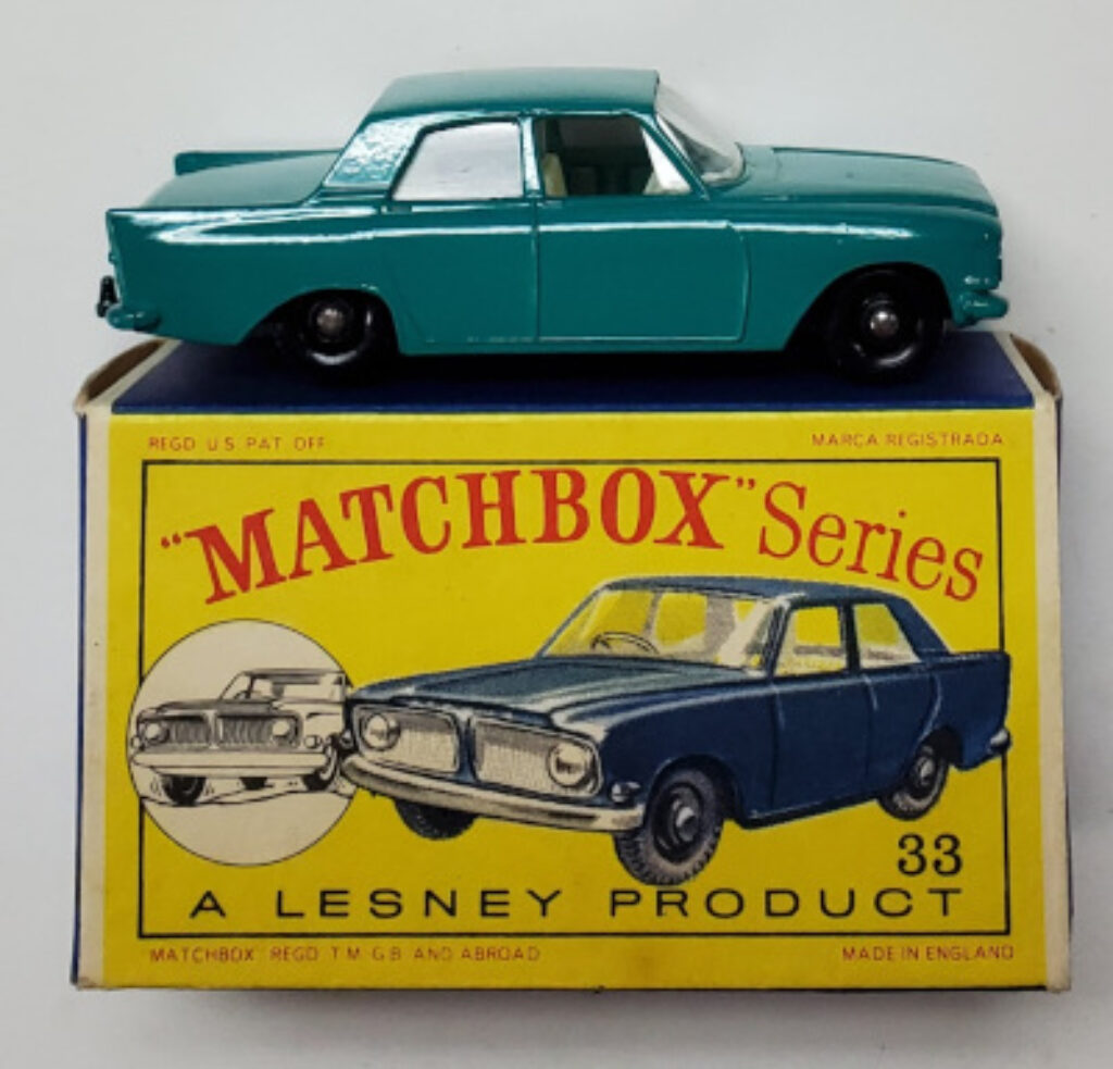 Mint 1962 Matchbox 33B Ford Zephyr 6 in Original Box 2