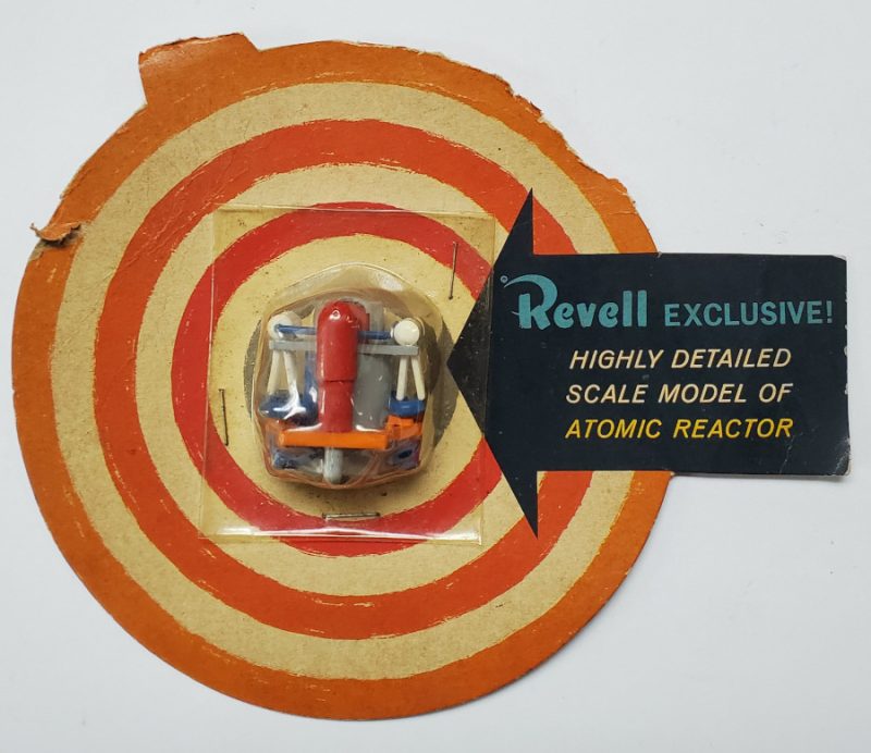 Vintage 1959 Revell Exclusive Atomic Reactor Scale Model in the Package 1