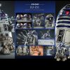 Hot Toys Star Wars Attack of the Clones R2-D2 1:6 Scale Figure 4