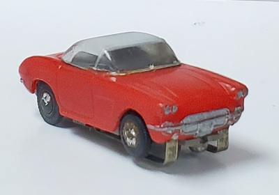 Atlas 1962 Chevrolet Corvette Slot Car in Red with White Hardtop 1