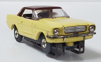 1963 Aurora ThunderJet 500 Butter Yellow Ford Mustang Hardtop HO Slot Car: Track Tested 1