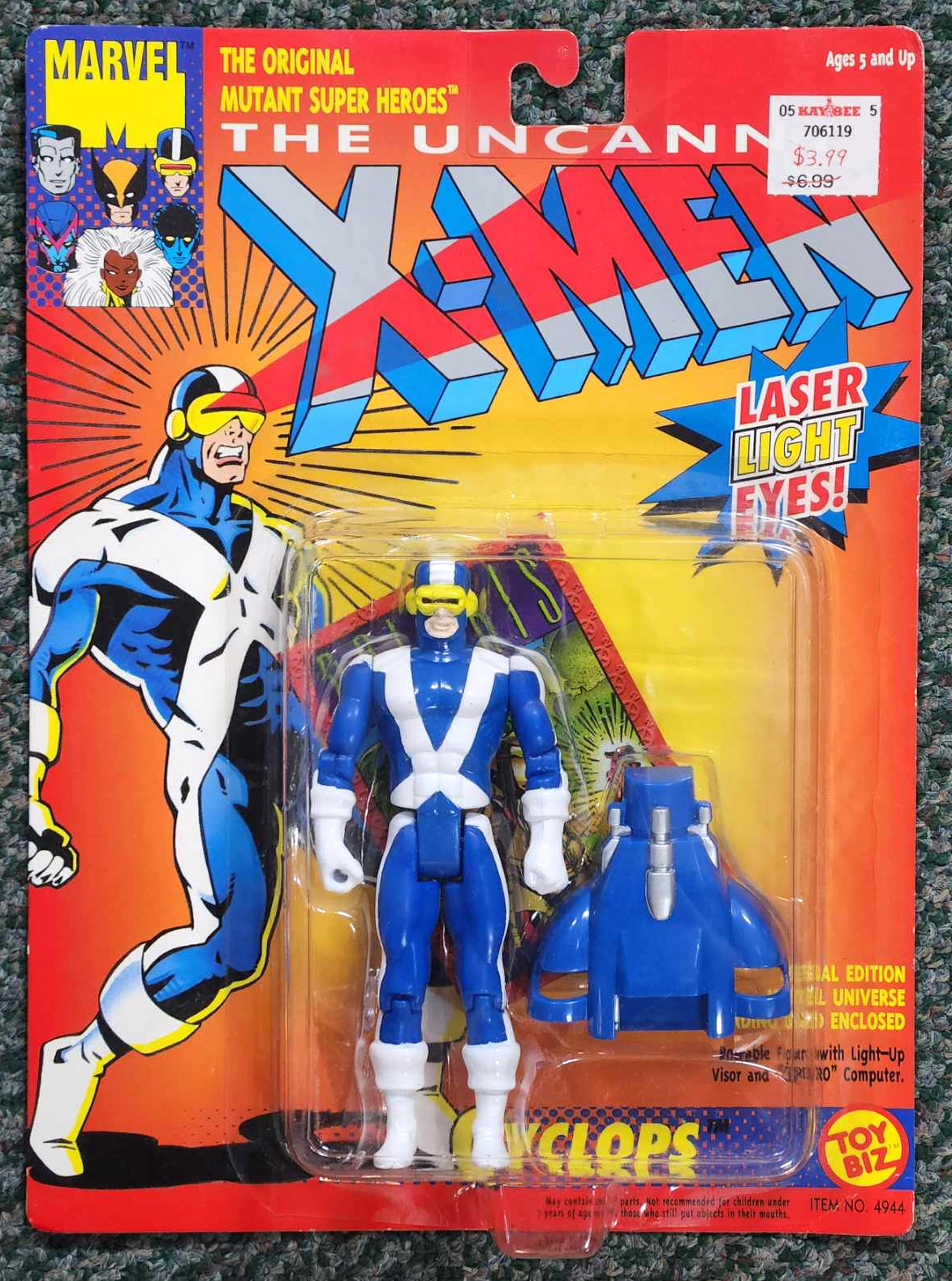 Toy Biz 1993 Uncanny X-Men Cyclops with Laser Light Eyes Action Figure: Mint on Card