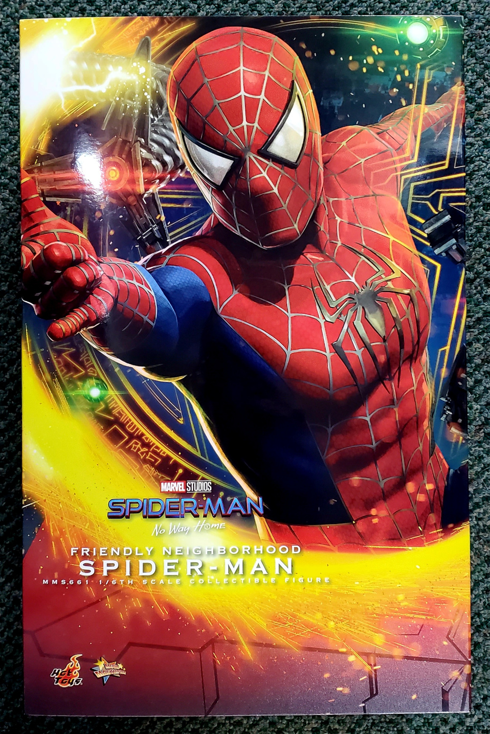 Hot Toys Spider-Man No Way Home Friendly Neighborhood Spider-Man 1:6 Scale Figure 1