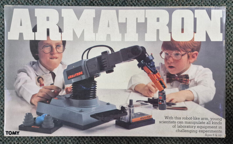 1981 Tomy Armatron Robotic Arm Complete in the Box 1