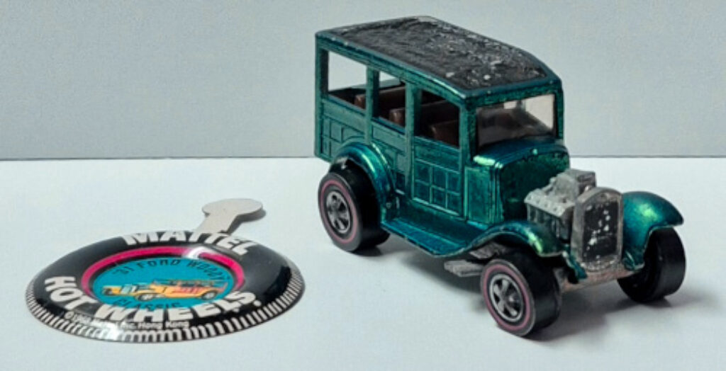 1969 Mattel Red Line Hot Wheels Aqua Classic '31 Ford Woody with Button 1