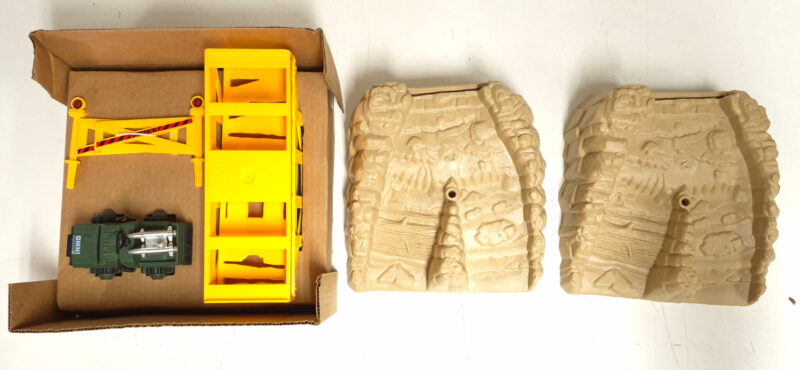 1983 LJN Rough Riders Mountain Gully Set with Teetering Bridge in the Box 7