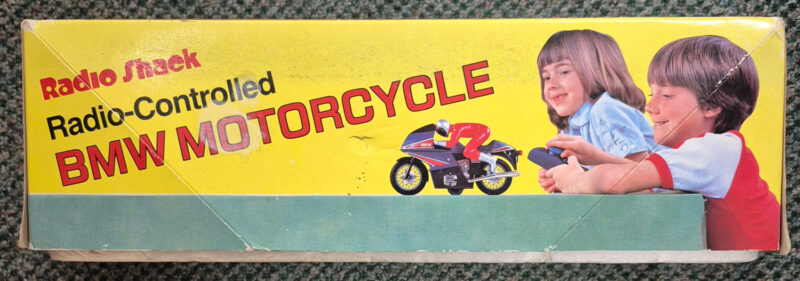 19890 Radio Shack R/C Radio-Controlled BMW Motorcycle in the Box 2