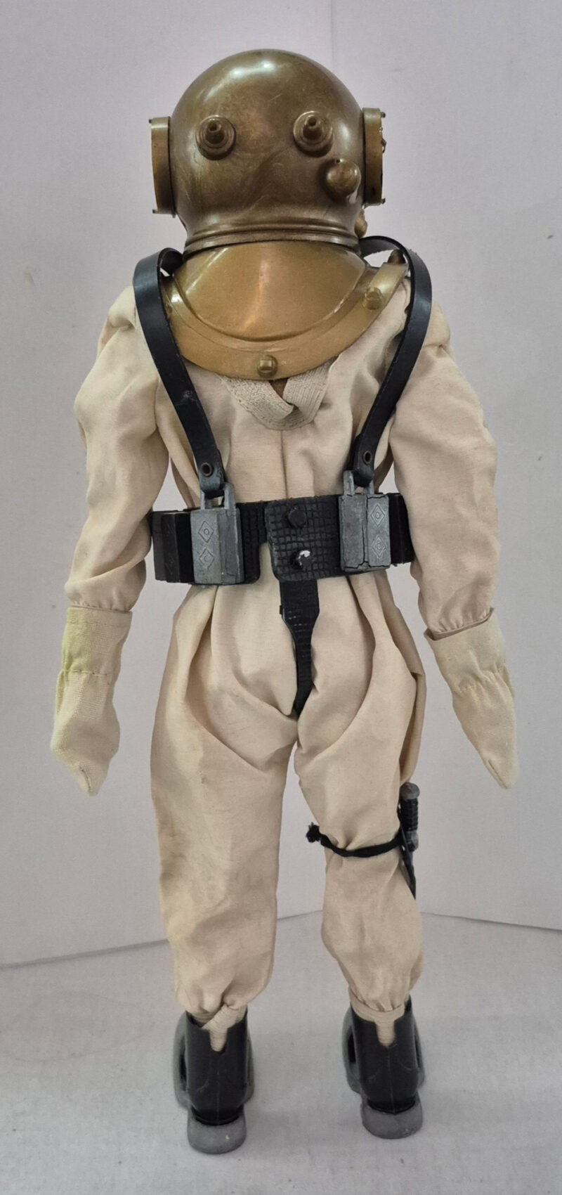 1969 Hasbro Adventures of G.I. Joe Deep Sea Diver and Eight Ropes of Danger Action Set with Comic Book 5