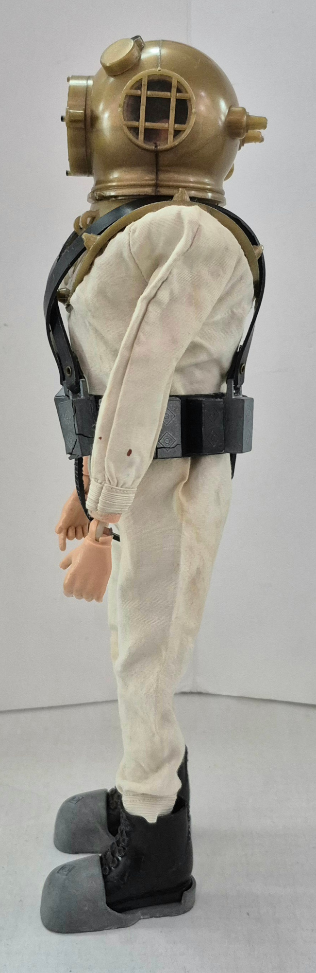 hasbro-1973-gi-joe-adventure-team-land-adventurer-with-sears-exclusive-mystery-of-the-boiling-lagoon-action-set-2