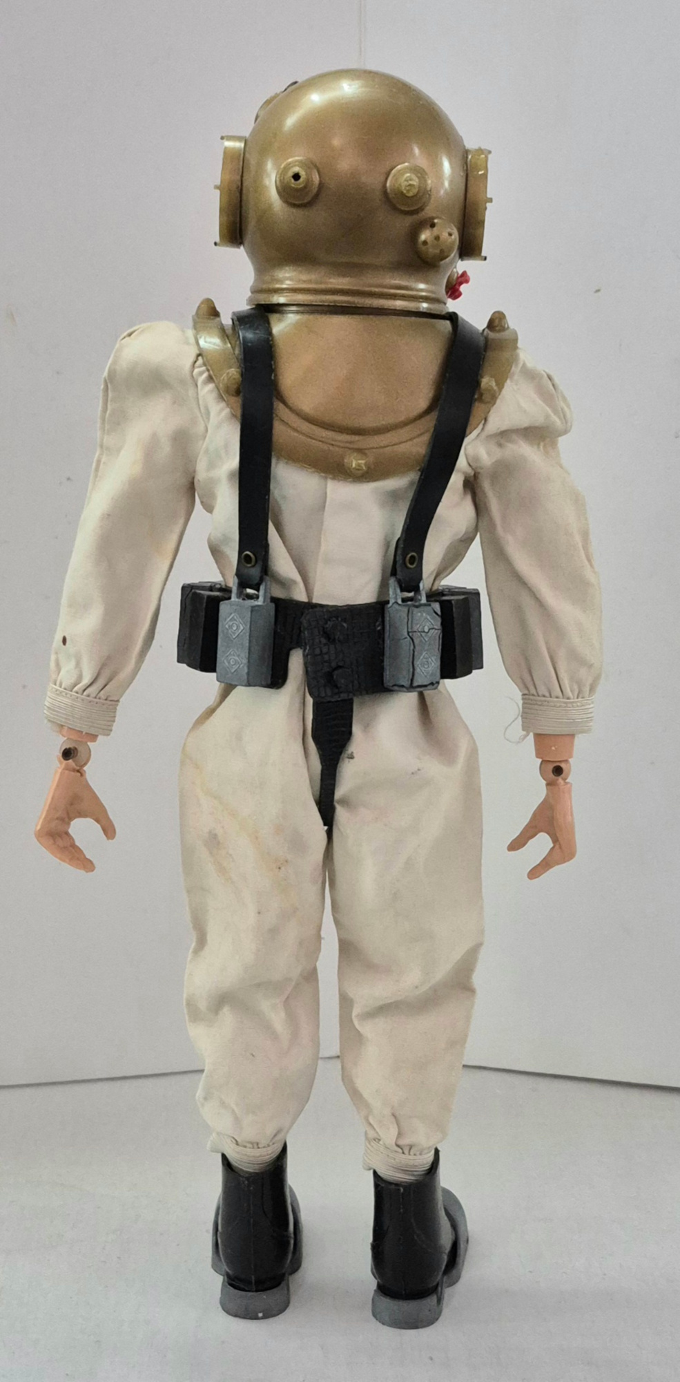 hasbro-1973-gi-joe-adventure-team-land-adventurer-with-sears-exclusive-mystery-of-the-boiling-lagoon-action-set-3 1973 Hasbro G.I. Joe Adventure Team Land Adventurer with Sears Exclusive Mystery of the Boiling Lagoon Action Set 3