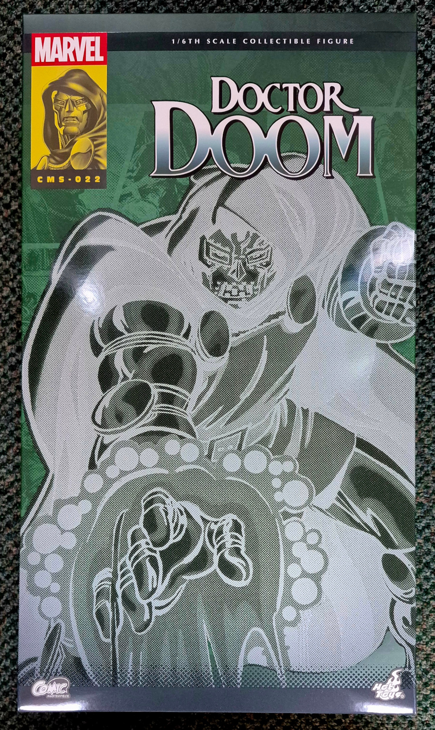 Hot Toys CMSD022 Marvel Comics Doctor Doom 1:6 Scale Figure 1