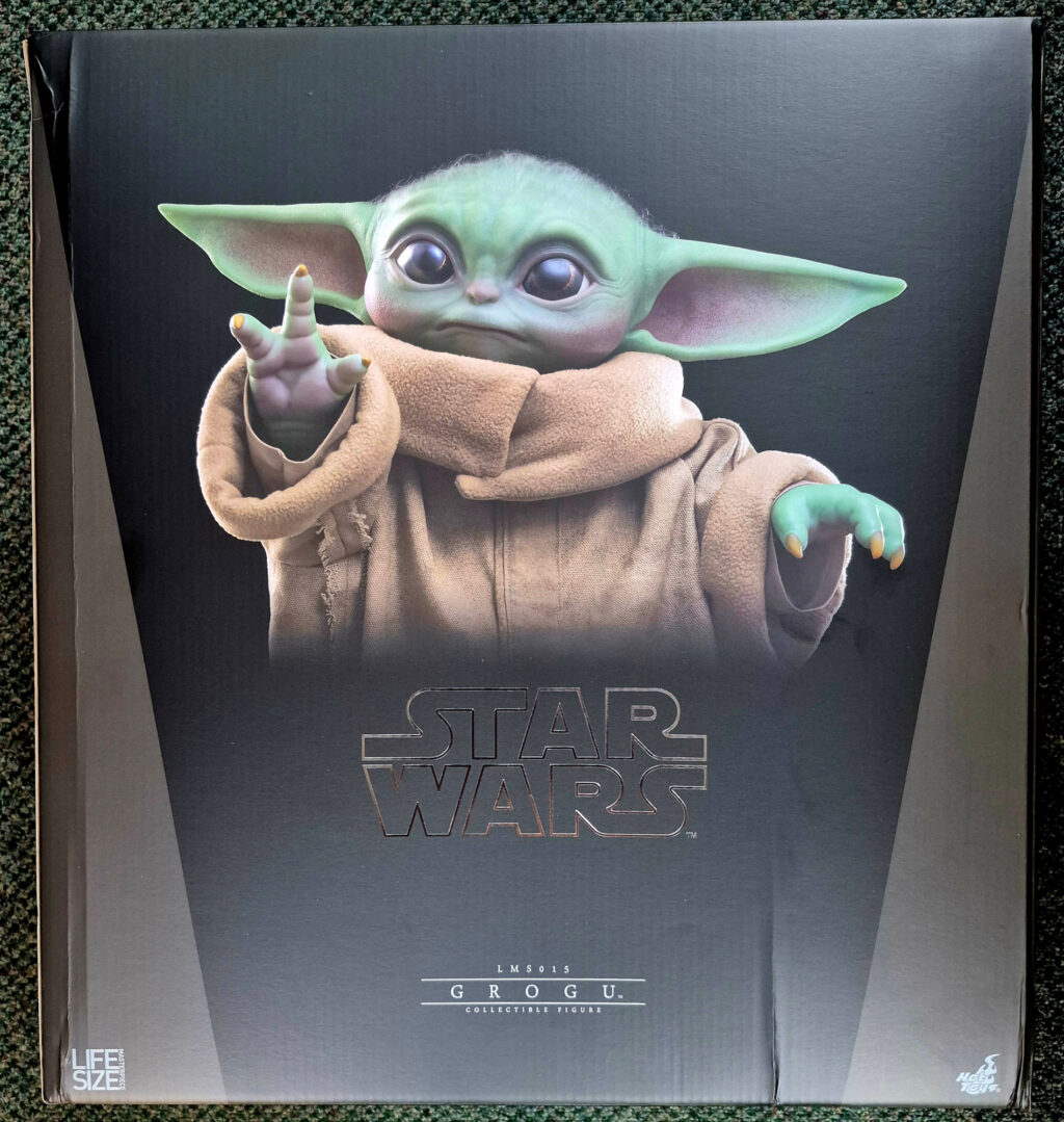 Hot Toys LMS015 Star Wars The Mandalorian Grogu Life-Size Full Scale Figure 1