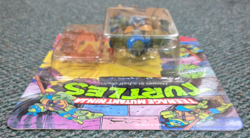 MOC 1988 Playmates TMNT 10-Back Leonardo Action Figure: Mint on Factory Sealed Unpunched Card 5