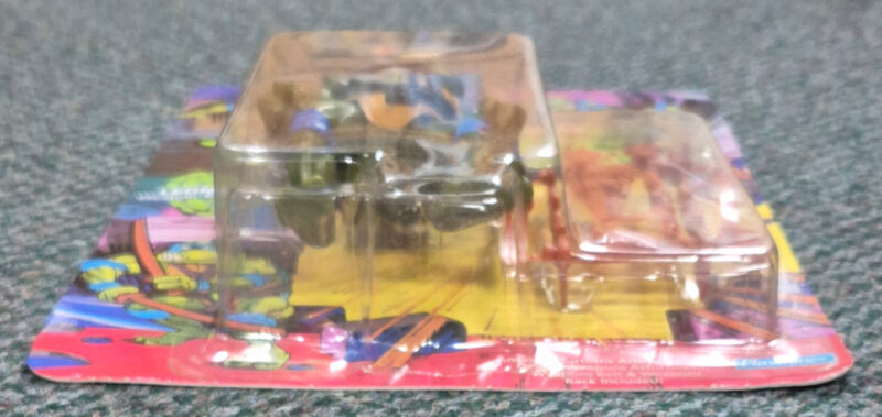 MOC 1988 Playmates TMNT 10-Back Leonardo Action Figure: Mint on Factory Sealed Unpunched Card 6