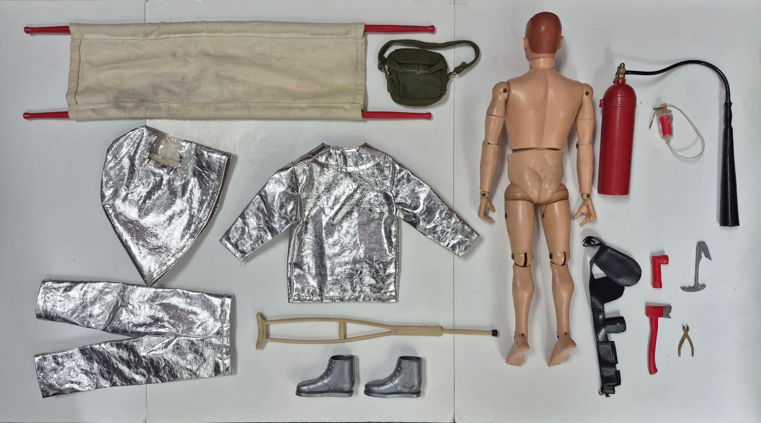 hasbro-1969-adventures-of-gi-joe-mysterious-explosion-3 1969 Hasbro Adventures of G.I. Joe Figure and Mysterious Explosion Action Set 3