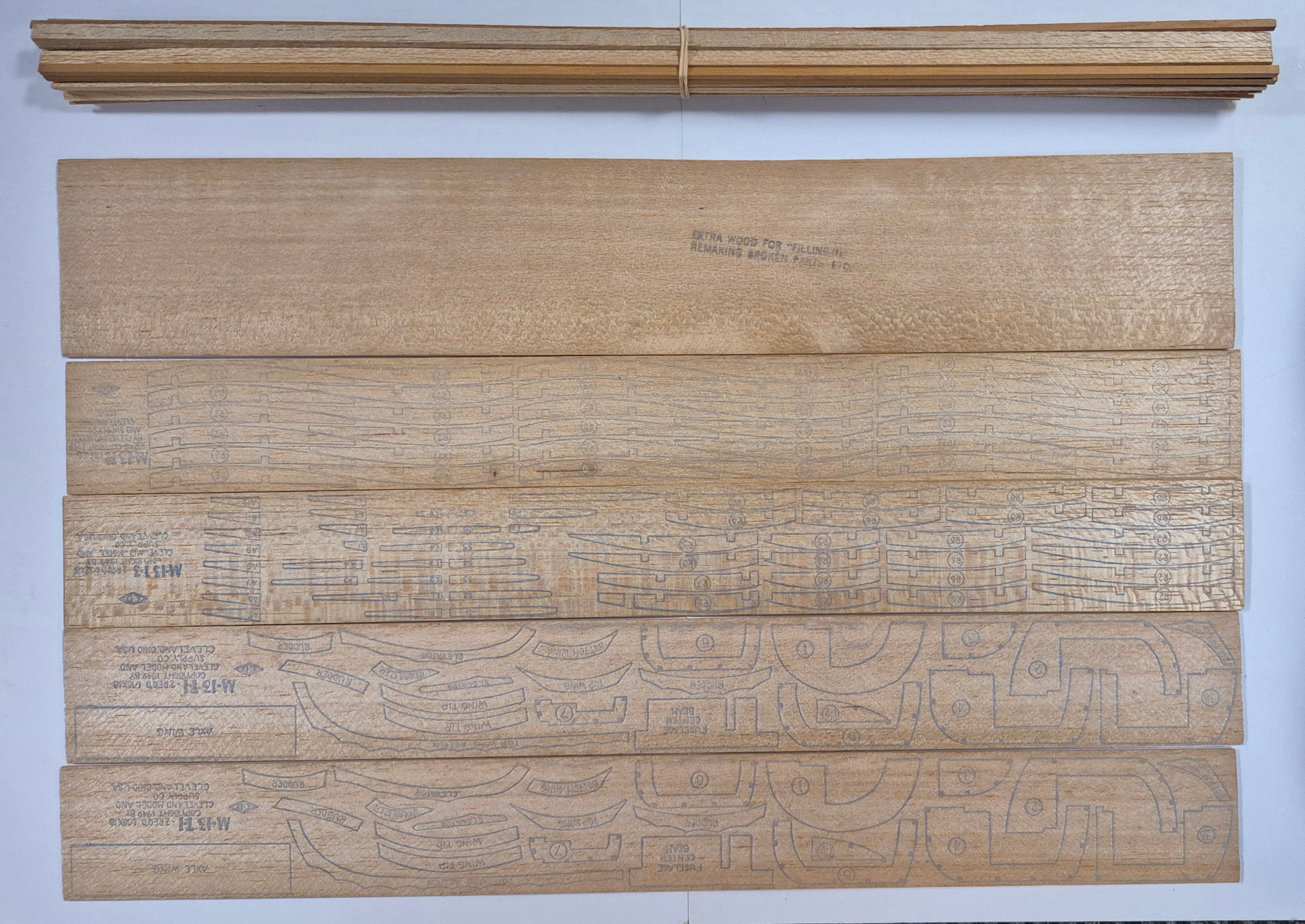 cleveland-designed-m-13-world-war-i-spad-xiii-balsa-wood-airplane-model-kit-4 Vintage 1945 Cleveland Models M-13 19" World War I Spad XIII Balsa Wood Airplane Model Kit Unbuilt in the Box 4