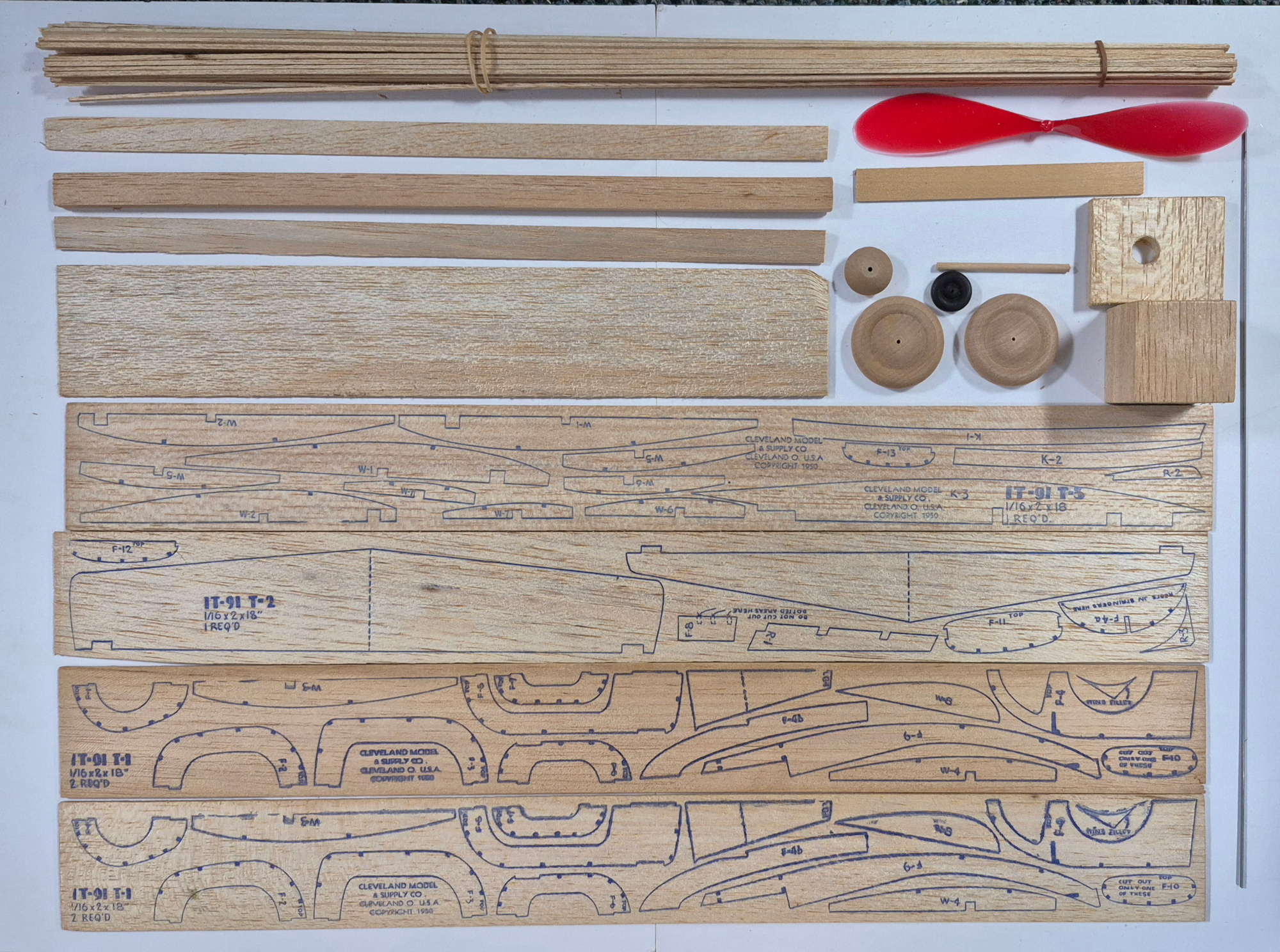 cleveland-models-it-91-north-american-mustang-balsa-wood-airplane-model-kit-4 Vintage 1950 Cleveland Model IT-90 North American Mustang Balsa Wood Airplane Model Kit Unbuilt in the Box 4