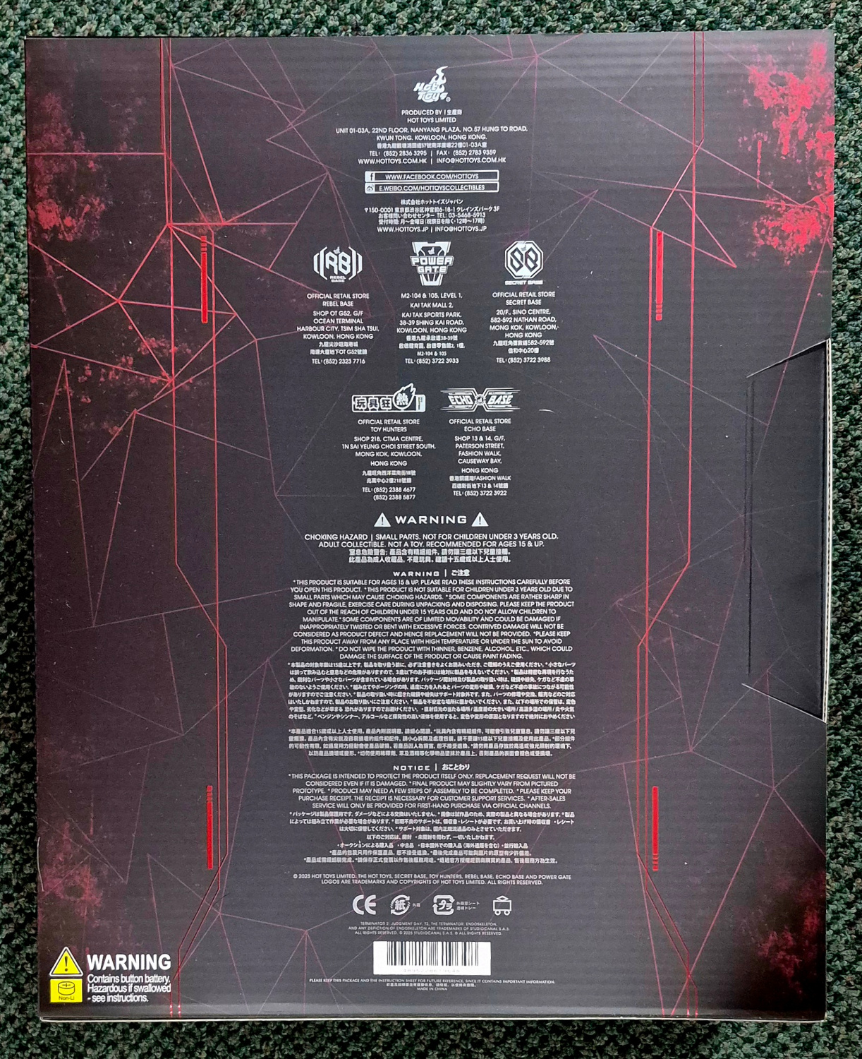 hot-toys-dx46-terminator-2-judgment-day-t-800-battle-damaged-2.0-version-2 Hot Toys DX46 Terminator 2: Judgment Day T-800 (Battle Damaged Version 2.0) 1:6 Scale Figure 2