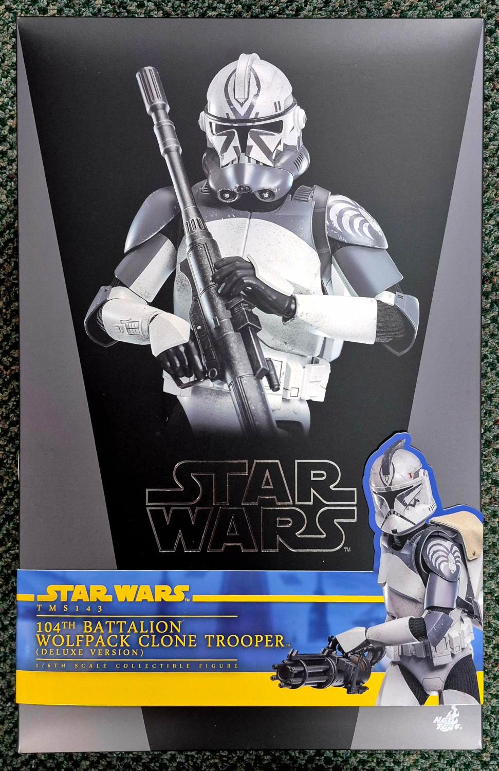 Hot Toys TMS143 Star Wars The Clone Wars 104th Battalion Wolfpack Clone Trooper Deluxe Version 1:6 Scale Figure 1