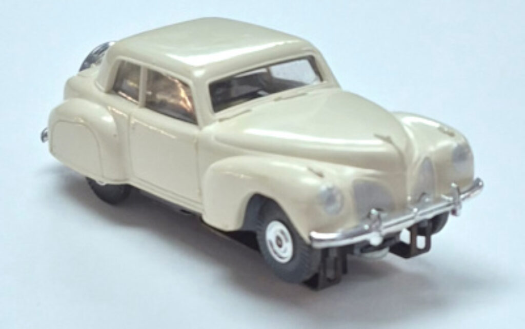 Aurora Thunder Jet 500 White Classic Lincoln Continental HO Slot Car: Track Tested 1