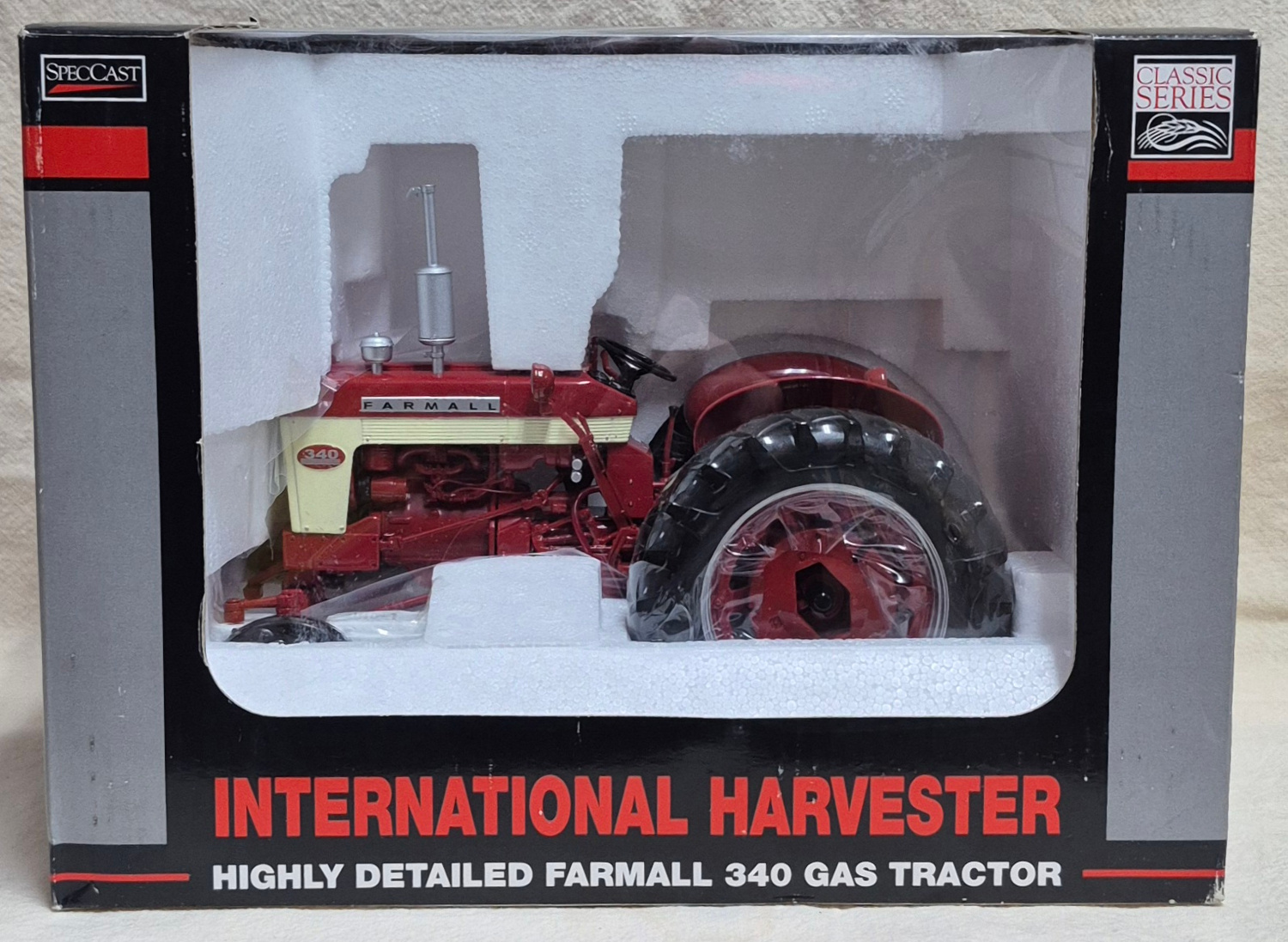 ERTL SpecCast Classic Series Die-cast International Harvester Farmall 340 Gas Tractor in Box 1