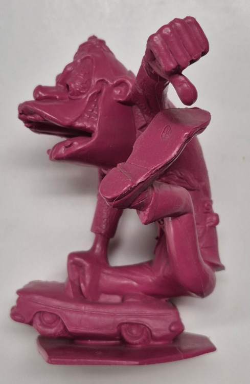 1964 Marx Nutty Mads Donald the Demon Mauve Figure - Complete 1