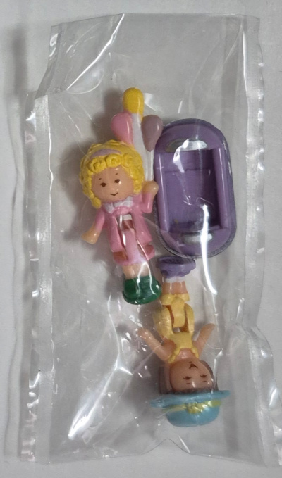 bluebird-polly-pocket-classic-pink-pollys-funfair-4 1989 Bluebird Toys Polly Pocket Polly's Funfair - Complete 4