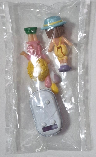 bluebird-polly-pocket-classic-pink-pollys-funfair-5 1989 Bluebird Toys Polly Pocket Polly's Funfair - Complete 5