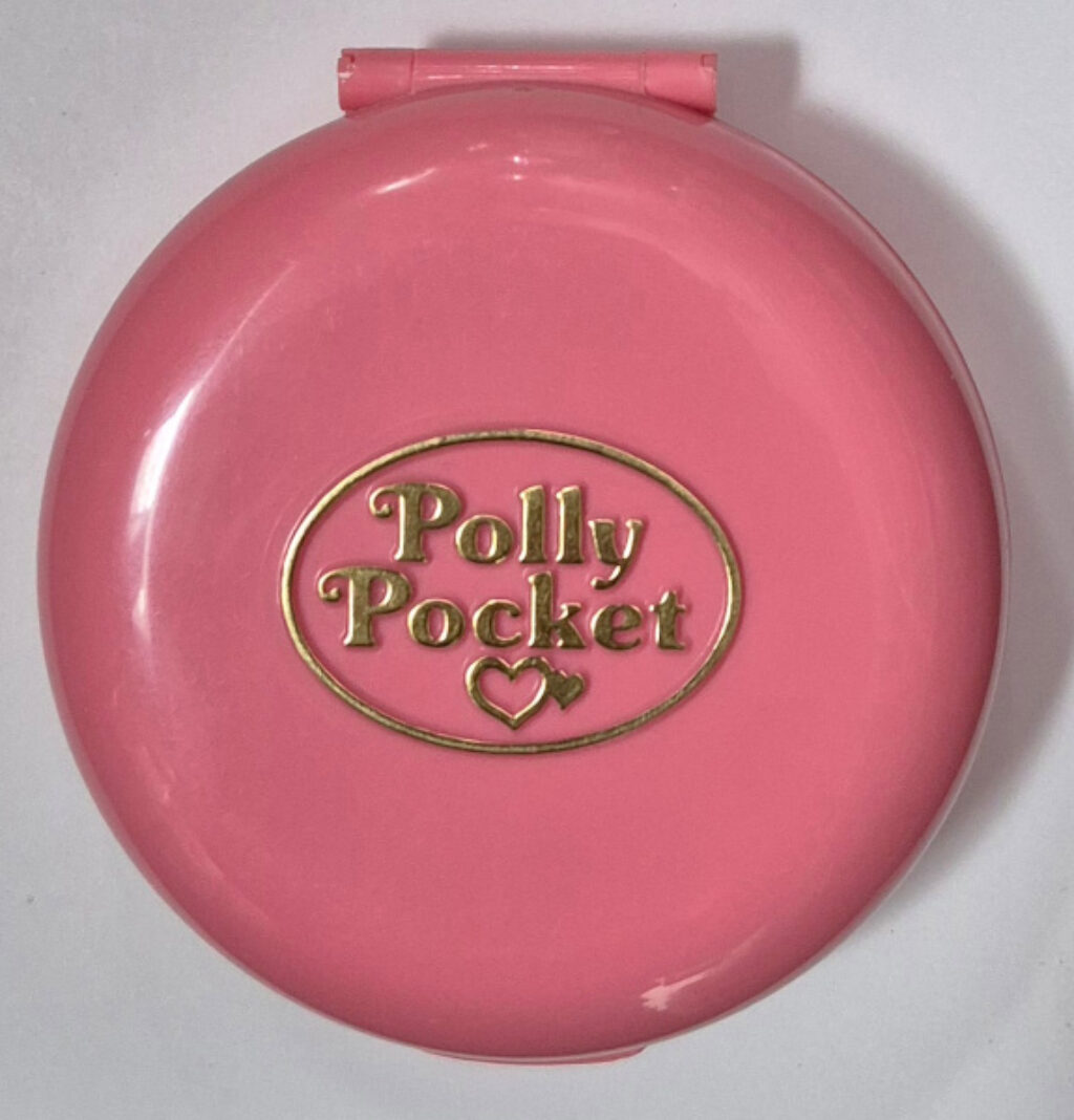 1989 Bluebird Toys Polly Pocket Buttons' Animal Hospital - Complete 1