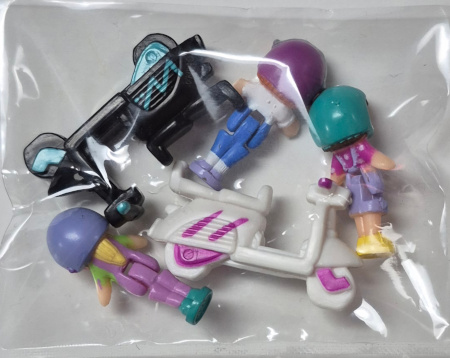 bluebird-toys-polly-pocket-pollys-scooter-friends-2 1994 Bluebird Toys Polly Pocket Polly's Scooter Friends Set - Complete 2