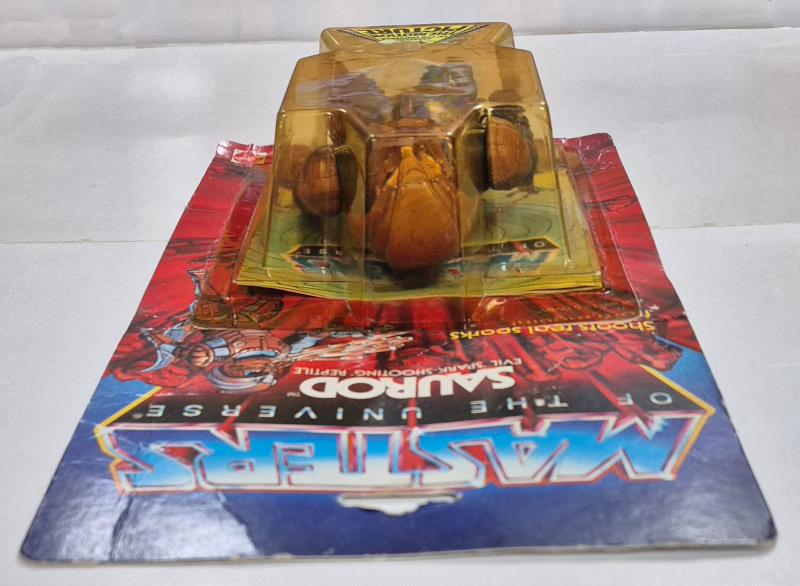 moc-vintage-masters-of-the-universe-motu-saurod-figure-3 MOC 1987 Masters of the Universe (MOTU) Saurod Action Figure on Factory Sealed Card 3
