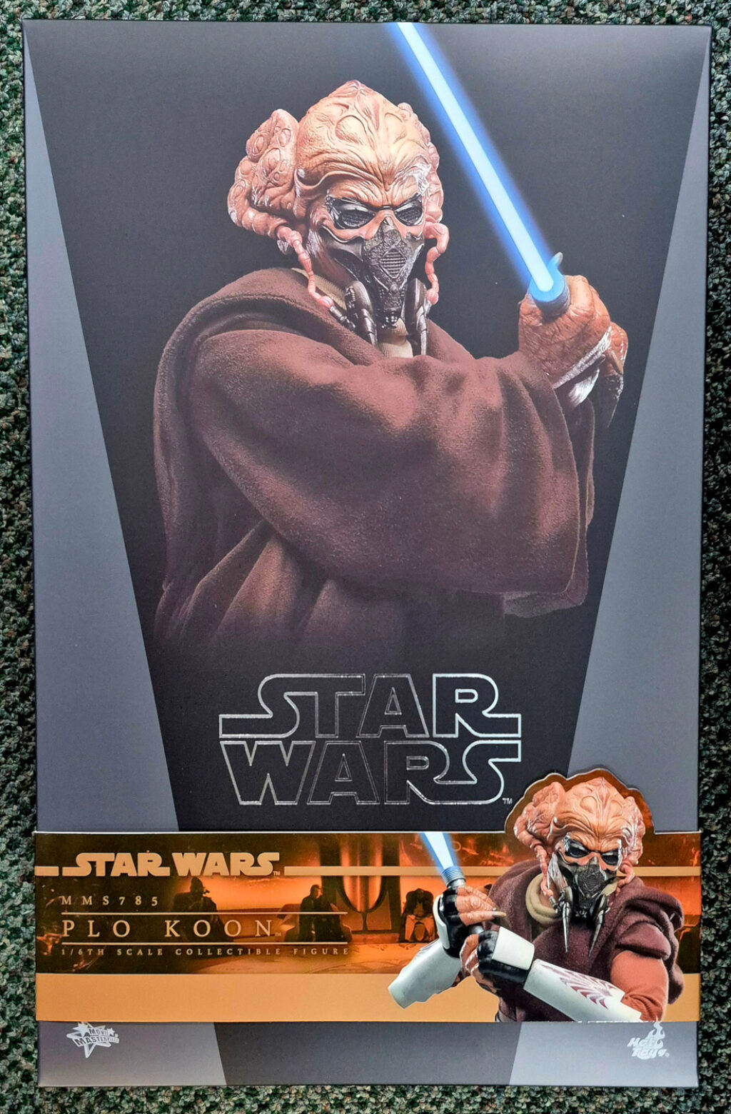 Hot Toys MMS785 Star Wars Revenge of the Sith Plo Koon 1:6 Scale Figure 1