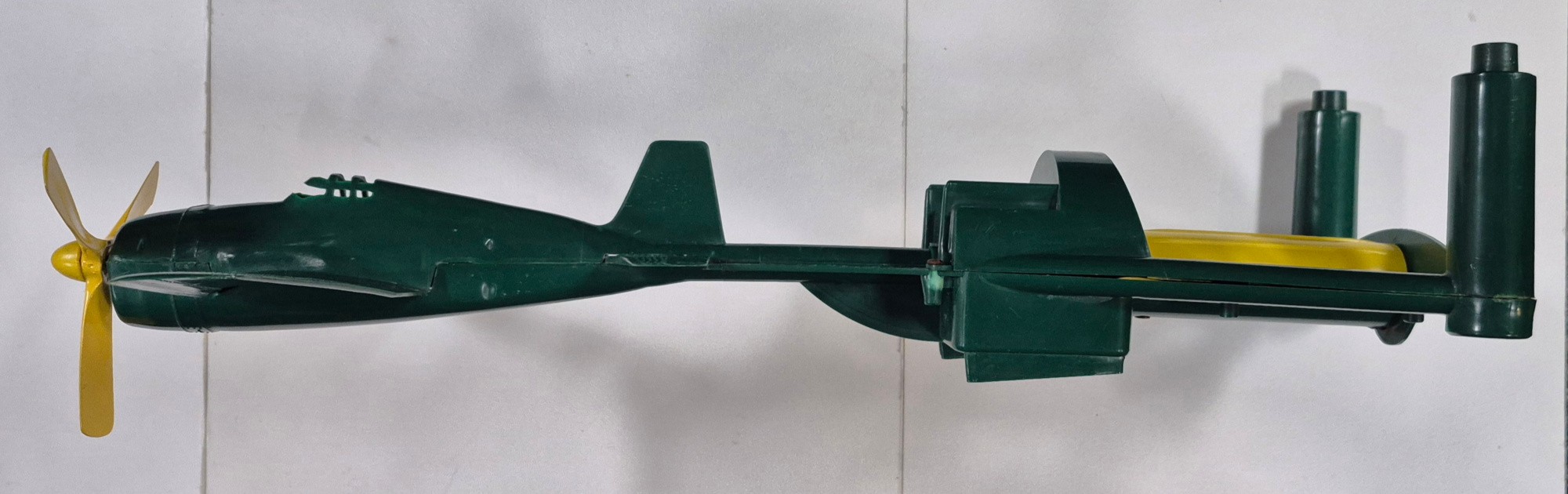 andy-gard-run-about-fighter-battery-operated-plane-11 1950's Andy Gard Run-About Fighter Battery-Operated Plane : Complete and Working in the Box 11