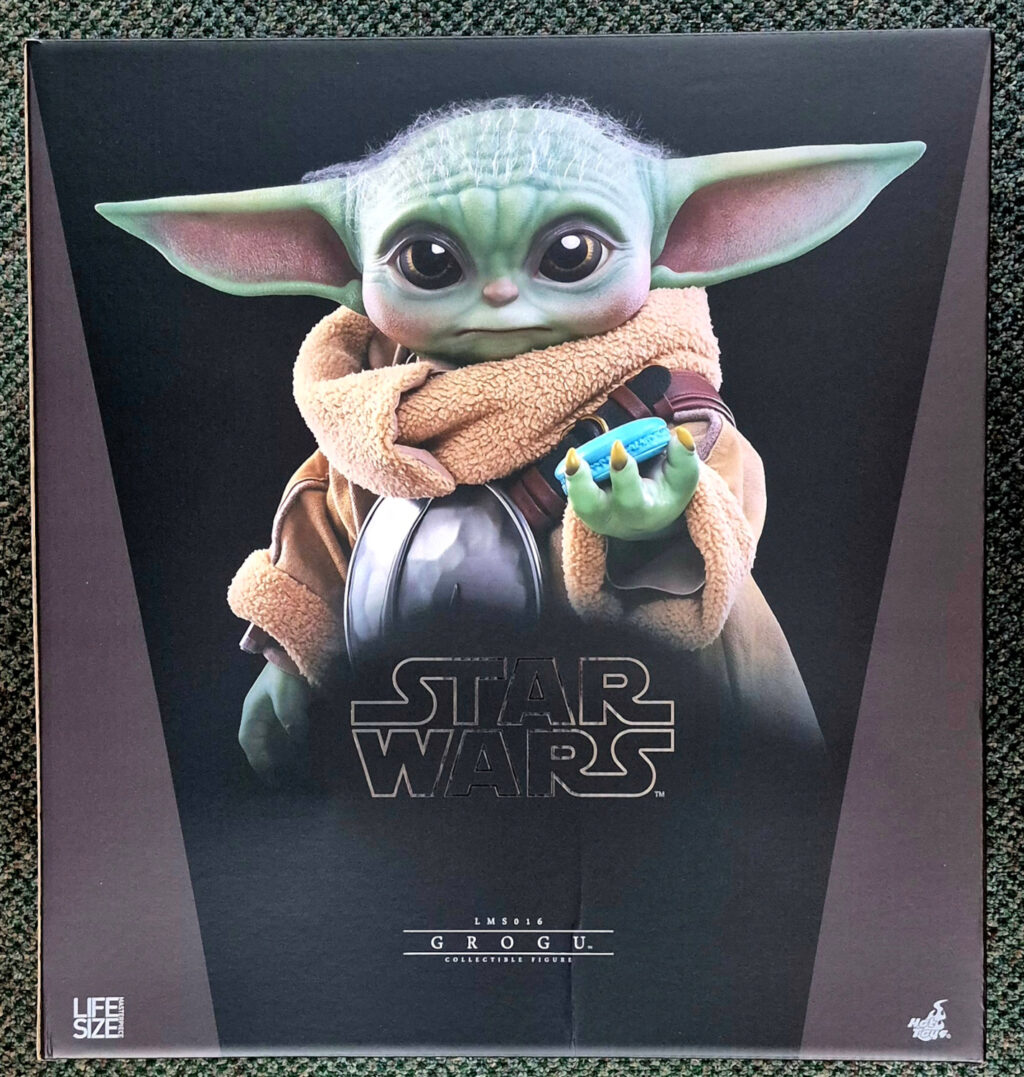 Hot Toys LMS016 Star Wars: The Mandalorian & Grogu Life-Size Grogu 1:1 Figure 1