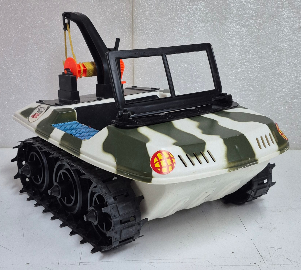 hasbro-gi-joe-group-action-joe-chenillette-tout-terrain-in-box-7 1978 Hasbro G.I. Joe Group Action Joe Chenillette Tout Terrain Complete in Box 7