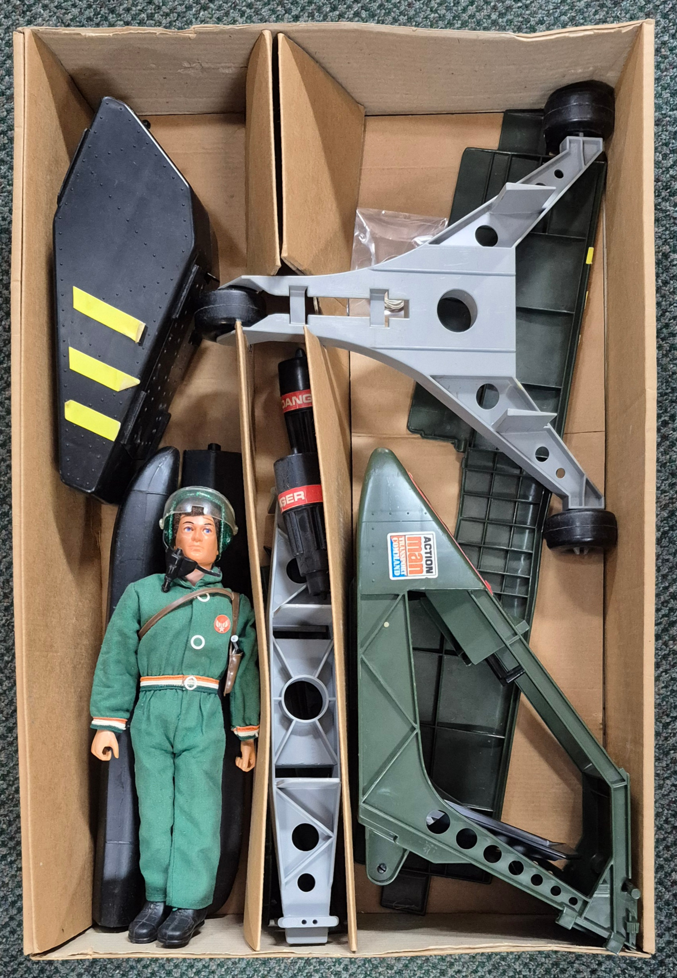 palitoy-action-man-transport-command-pursuit-craft-and-pilot-figure-6 1978 Palitoy G.I. Joe Action Man Transport Command Pursuit Craft and Pilot Complete in Box 6