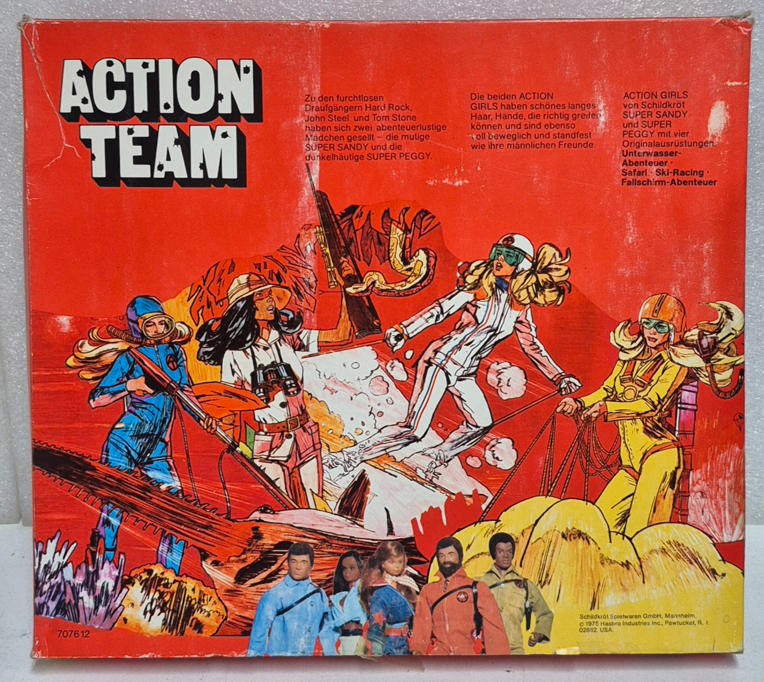 schildkrot-hasbro-gi-joe-action-team-safari-outfit-for-action-girl-2 1975 Schildkrot Hasbro G.I. Joe Action Team Safari Outfit for Action Girl: Mint in Box 2