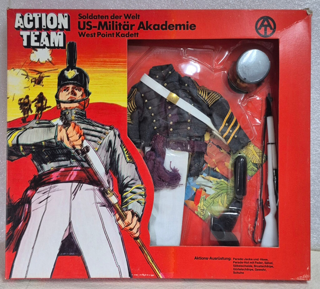 1970 Schildkrot Hasbro G.I. Joe Action Team Soldaten der Welt US-Militar Akademie West Point Kadett Uniform Set : Mint in Box 1