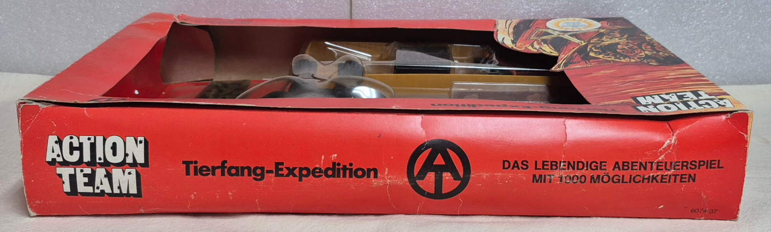 schildkrot-hasbro-gi-joe-action-team-tierfang-expedition-capture-of-the-pygmy-gorilla-set-3 1970 Schildkrot Hasbro G.I. Joe Action Team Tierfang-Expedition (Capture of the Pygmy Gorilla) Set : Mint in Box 3