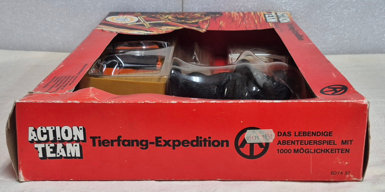 schildkrot-hasbro-gi-joe-action-team-tierfang-expedition-capture-of-the-pygmy-gorilla-set-5 1970 Schildkrot Hasbro G.I. Joe Action Team Tierfang-Expedition (Capture of the Pygmy Gorilla) Set : Mint in Box 5